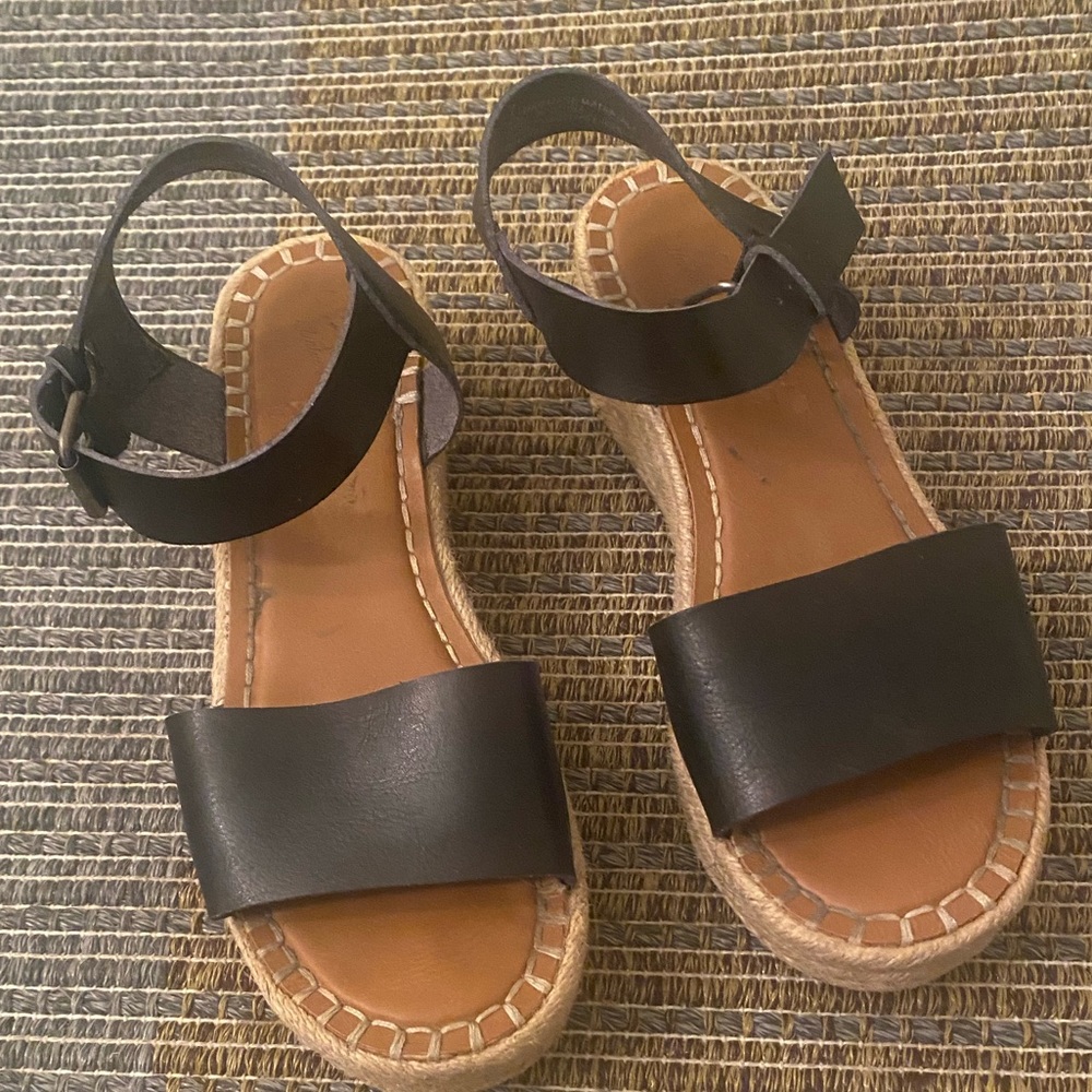 Espadrille Platform Sandals Size 7 Universal Thread (Target)